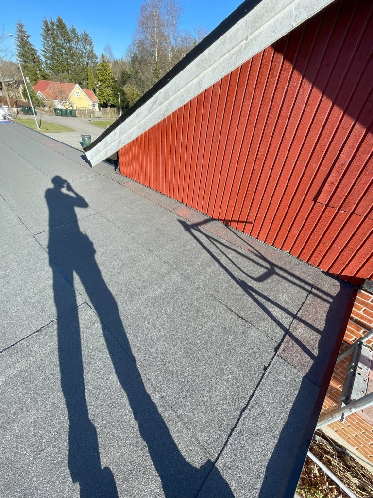 Takpannor och papptak - Höör - Villa och Garage